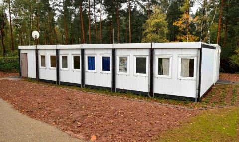 Die Container am neuen Standort im Museum