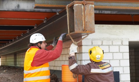 Das Quellehaus wird im Freilichtmuseum abgesetzt. FOto: LVR-Freilichtmuseum Kommern, Hans-Theo Gerhards